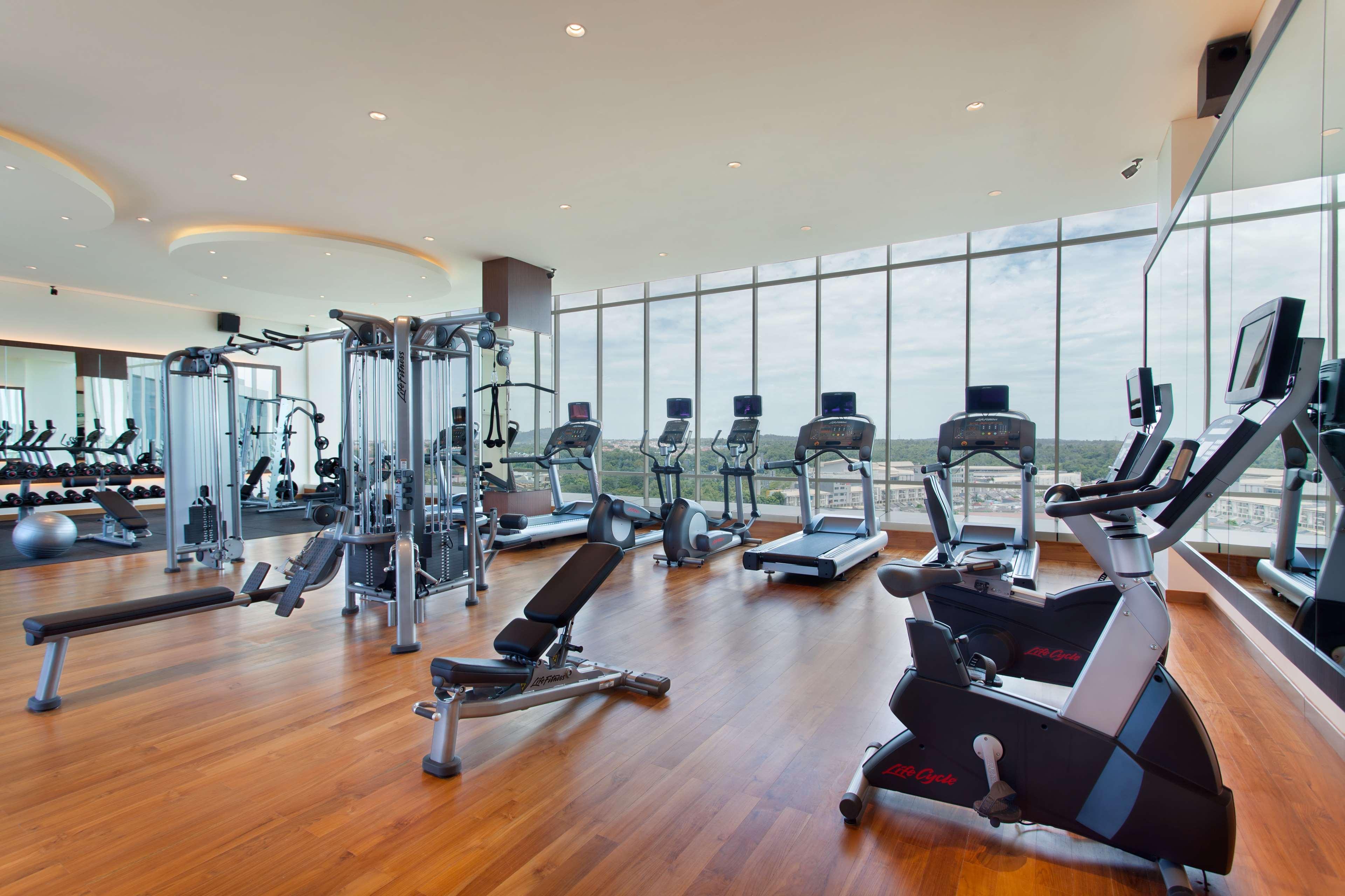 होटल Radisson Golf & Convention Center