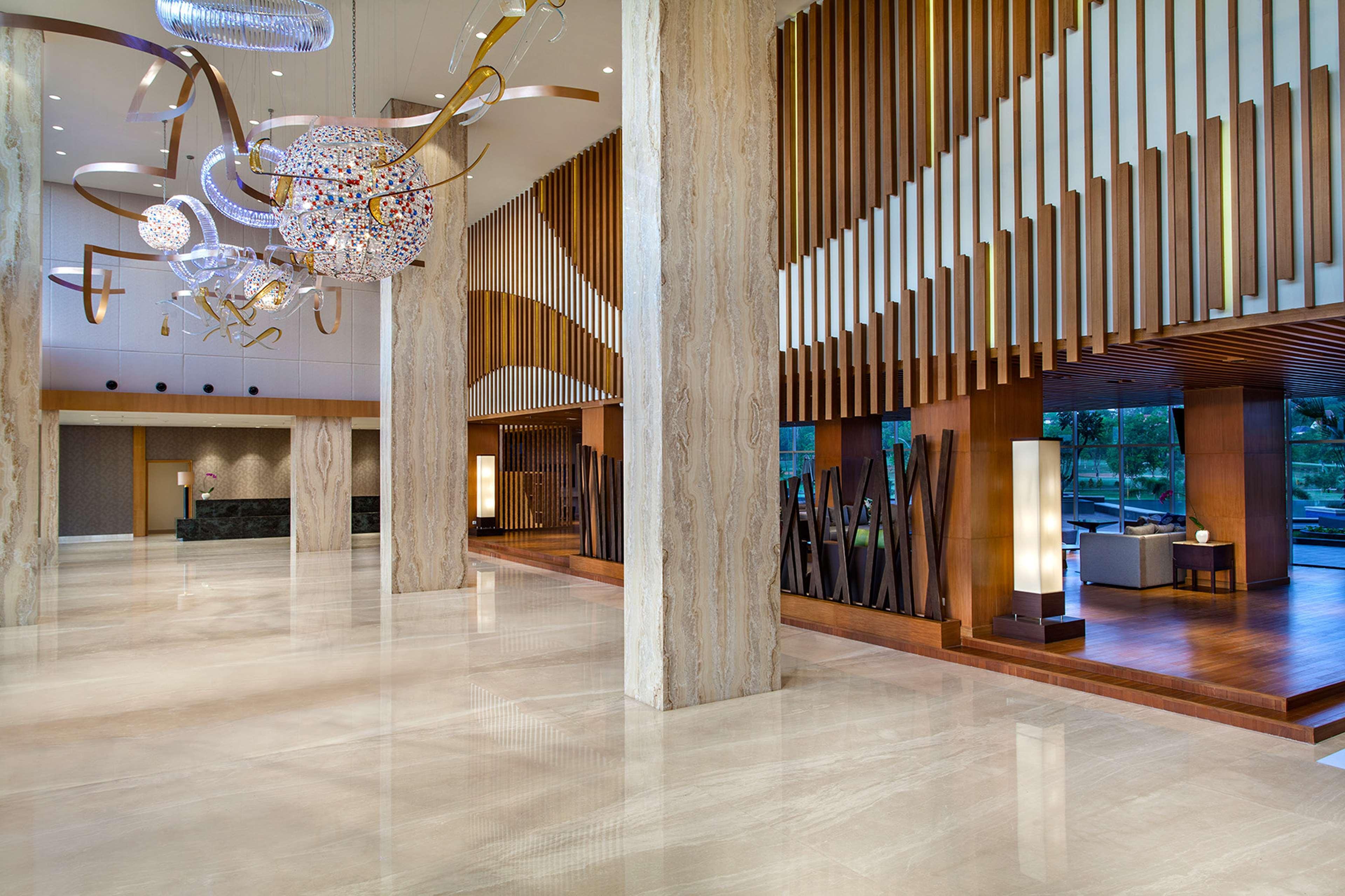 Radisson Golf & Convention Center 4*