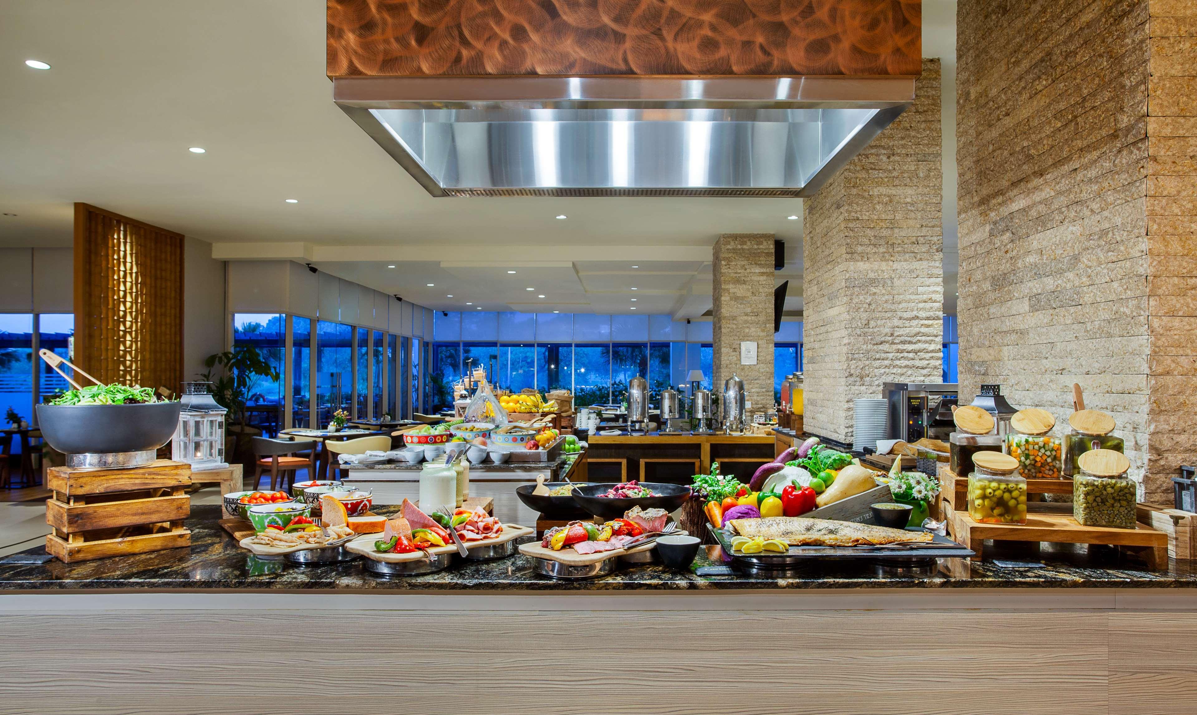 Radisson Golf & Convention Center